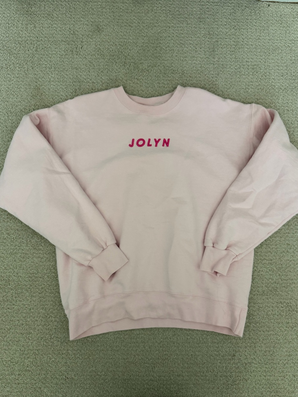 Jolyn Clothing pink crewneck sweatshirt, size medium